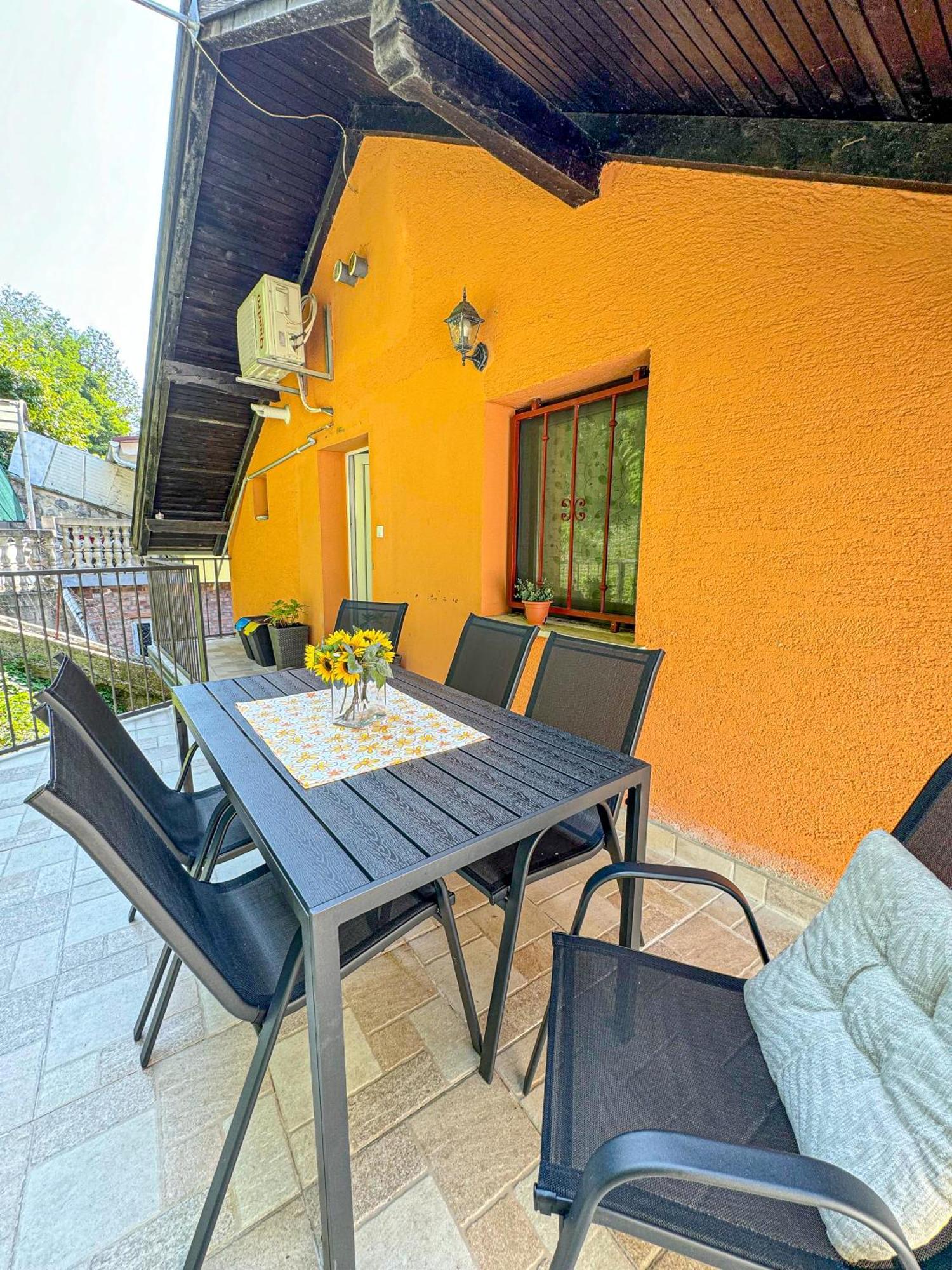 Apartman Mibel Zagreb Buitenkant foto